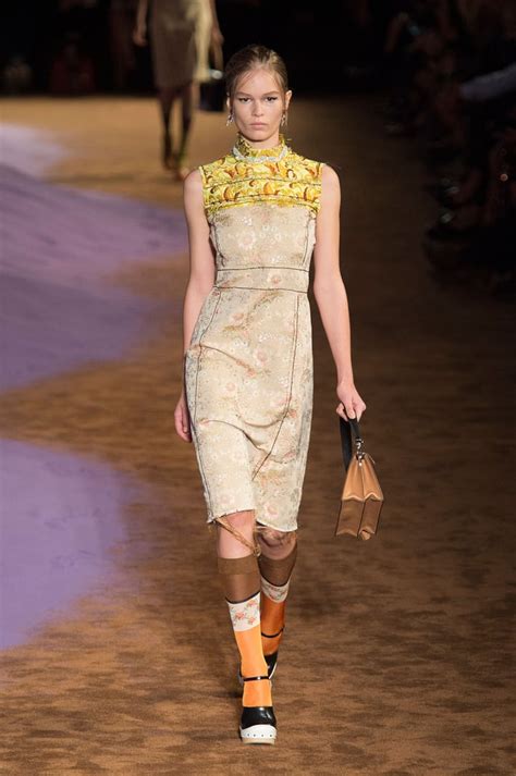 prada 2015 vogue runway